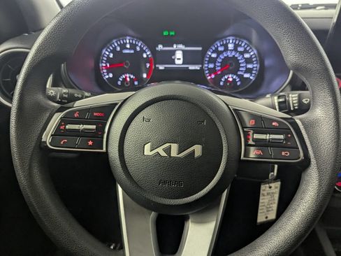 Used 2024 Kia Forte LXS FWD image 16