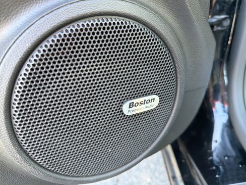 Used 2011 Chevrolet Camaro SS image 20