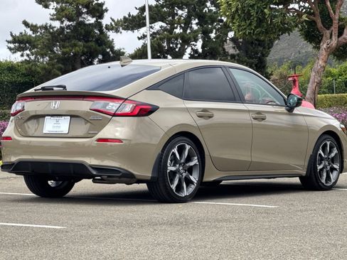 Used 2025 Honda Civic Sport Touring image 8