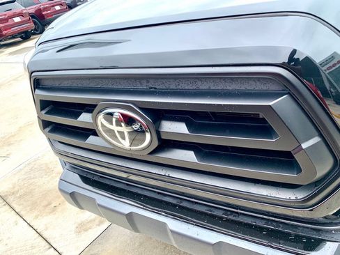 Used 2023 Toyota Tacoma SR AWD/4WD image 2