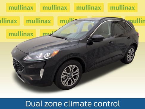 Used 2022 Ford Escape SEL w/ Technology Package image 14