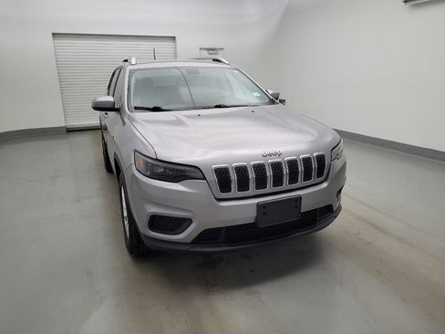 Used 2020 Jeep Cherokee Latitude AWD/4WD image 14