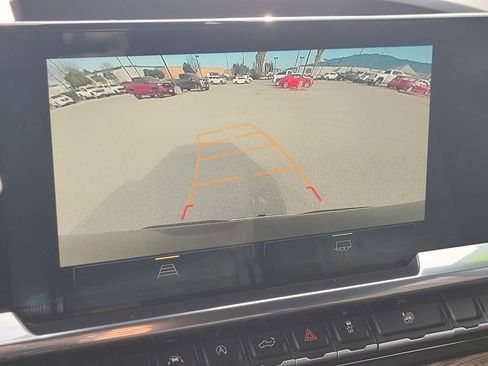 Used 2024 Chevrolet Silverado 1500 LT w/ Protection Package image 18