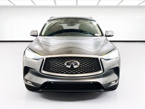 Used 2019 INFINITI QX50 Essential w/ Premium Heat Package image 2