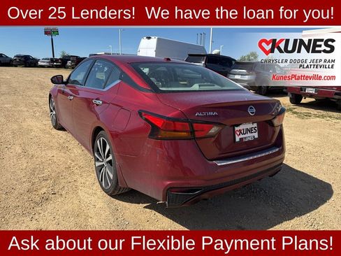 Used 2020 Nissan Altima 2.0 Platinum FWD image 6