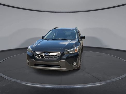 Used 2021 Subaru Crosstrek 2.0i Premium w/ Popular Package #3 AWD/4WD image 3