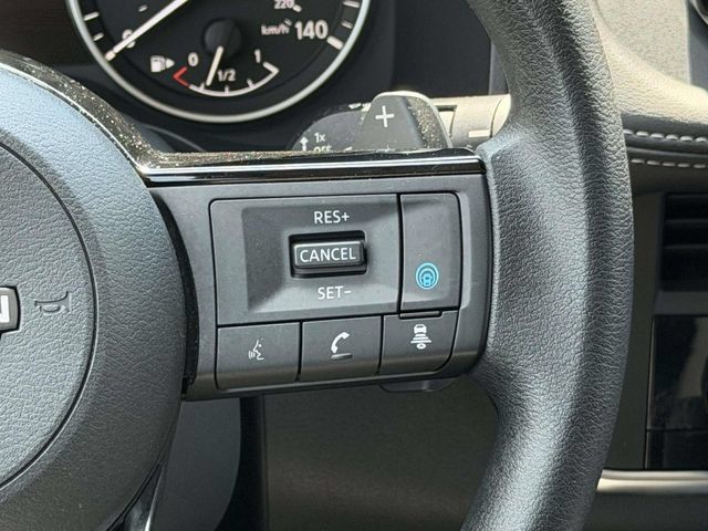 Used 2023 Nissan Rogue SV AWD/4WD image 23