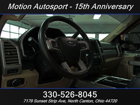 Used 2017 Ford F350 Lariat w/ Lariat Ultimate Package AWD/4WD image 9