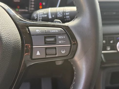 Used 2023 Honda Pilot Elite image 13