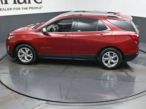 Used 2020 Chevrolet Equinox Premier image 42