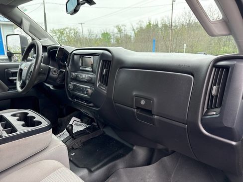 Used 2015 Chevrolet Silverado 3500 W/T w/ WT Convenience Package AWD/4WD image 24