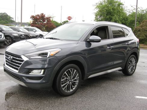 Used 2021 Hyundai Tucson Limited FWD image 3