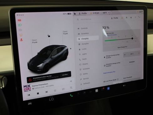 Used 2021 Tesla Model Y Long Range AWD/4WD image 29