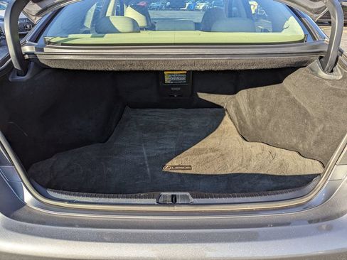 Used 2013 Lexus LS 460 AWD w/ Comfort Pkg image 44