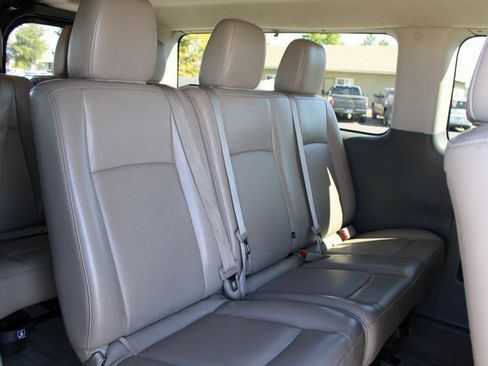 Used 2016 Nissan NV 3500 SL image 19