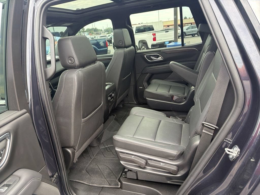 Used 2023 Chevrolet Tahoe LT w/ LT Signature Plus Package AWD/4WD image 17