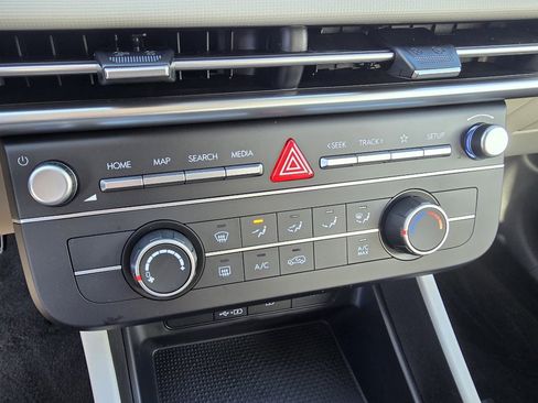 New 2026 Hyundai Tucson SE image 22