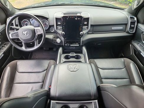 Used 2024 RAM 1500 Laramie AWD/4WD image 12