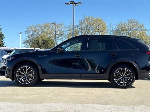 Certified 2025 MAZDA CX-70 Plug-In Hybrid w/ Premium Pkg AWD/4WD image 6