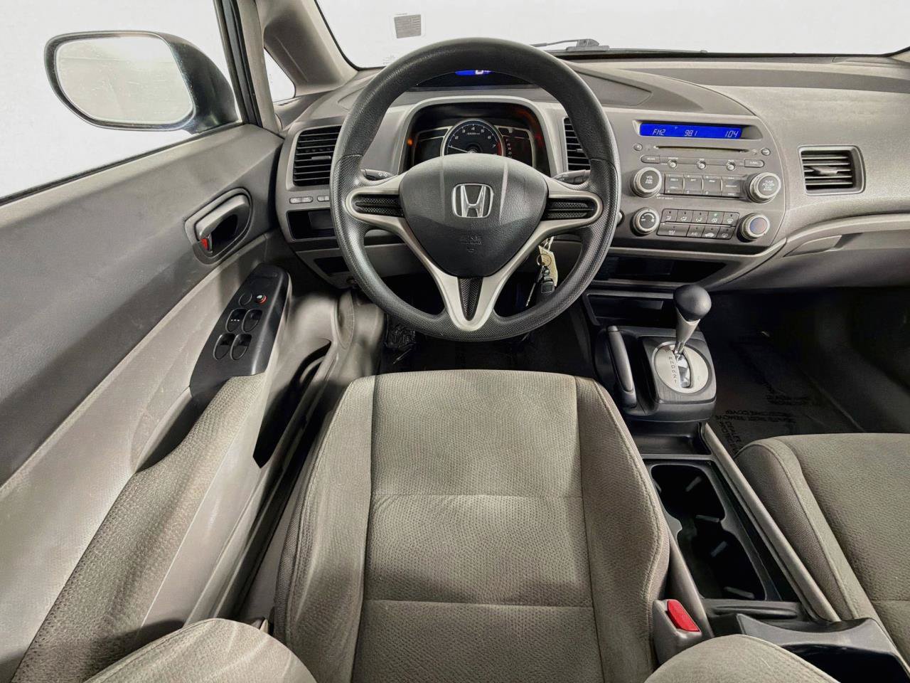 Used 2010 Honda Civic DX-VP image 13