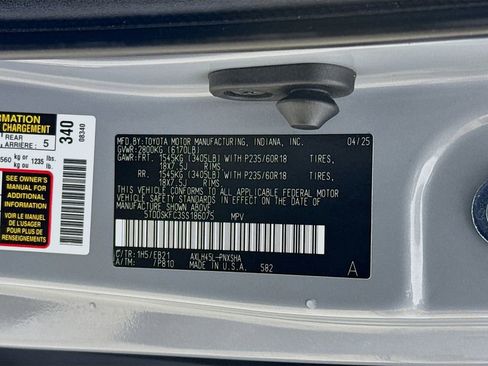 Certified 2025 Toyota Sienna XSE w/ XSE Plus Package AWD/4WD image 36