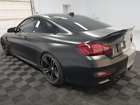 Used 2019 BMW M4 Coupe w/ Executive Package RWD image 12