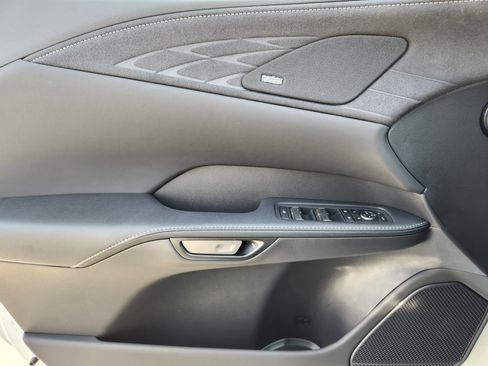 New 2026 Lexus RX 450h AWD image 17