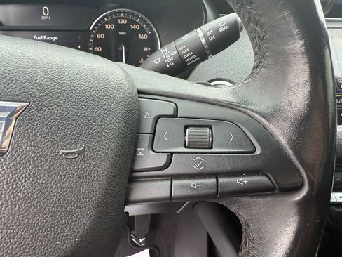 Used 2019 Cadillac XT4 Premium Luxury image 13