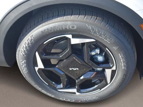 New 2026 Kia Sportage EX image 12
