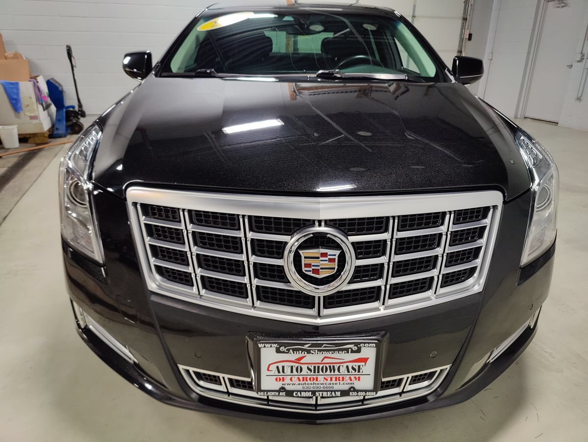 Used 2013 Cadillac XTS Luxury w/ Driver Awareness Package AWD/4WD image 3