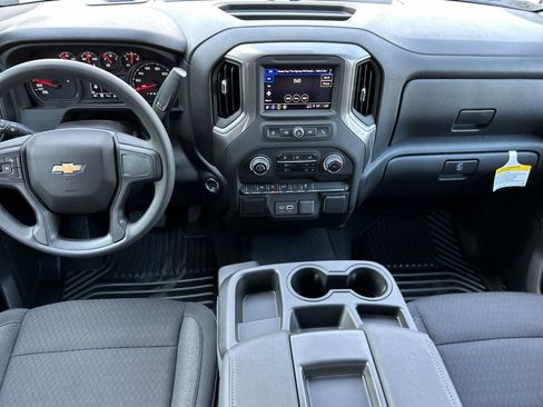 New 2025 Chevrolet Silverado 1500 Custom image 15