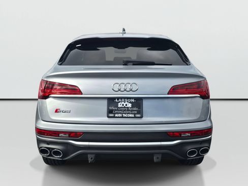 Used 2023 Audi SQ5 Prestige w/ Prestige Package AWD/4WD image 4
