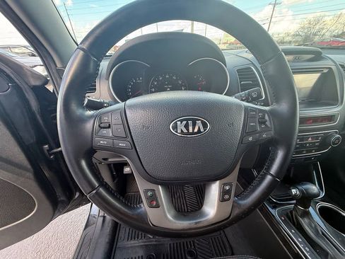 Used 2015 Kia Sorento EX image 16