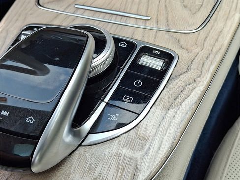 Used 2019 Mercedes-Benz E 450 4MATIC Coupe image 26