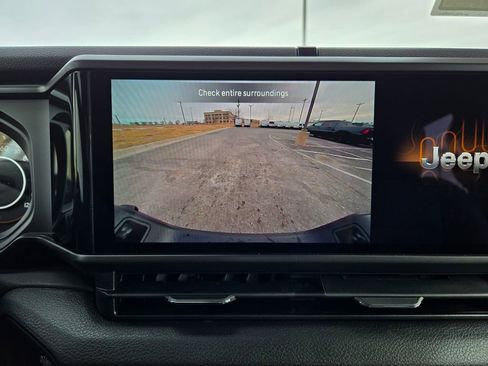 New 2026 Jeep Gladiator Sport image 21