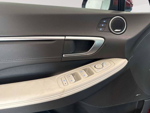 New 2025 Hyundai Sonata Limited image 18