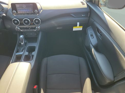 Certified 2025 Nissan Sentra S FWD image 21