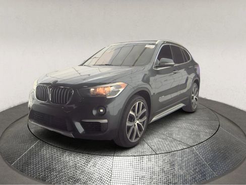 Used 2018 BMW X1 xDrive28i image 3