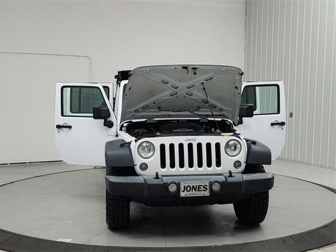 Used 2018 Jeep Wrangler Unlimited Sport S image 10