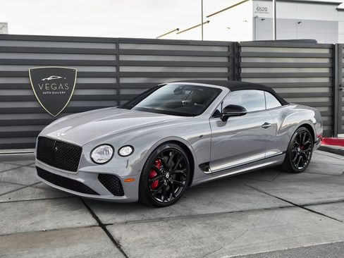 Used 2024 Bentley Continental GT S image 5