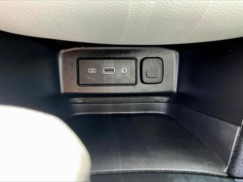 Certified 2024 Chevrolet Equinox LS image 25