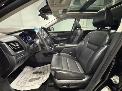 Used 2021 Nissan Rogue SV w/ Premium Package AWD/4WD image 21