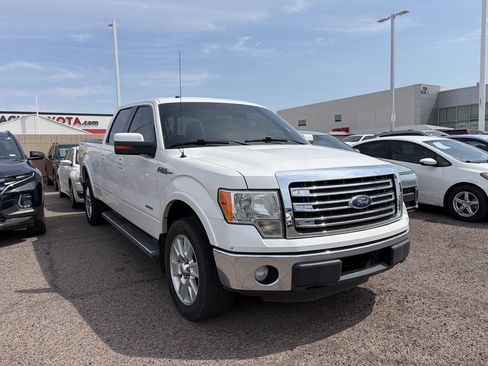 Used 2013 Ford F150 Lariat w/ Mid Equipment Group AWD/4WD image 2