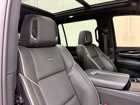 Used 2024 Cadillac Escalade ESV Sport w/ Touring Package AWD/4WD image 50