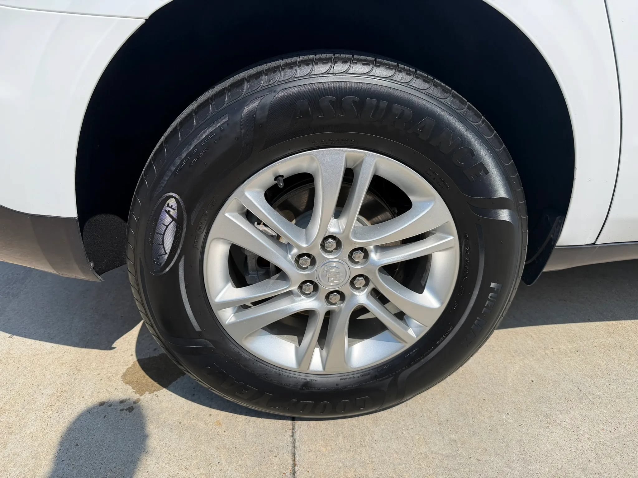 Used 2019 Buick Enclave Essence FWD image 73