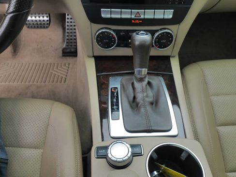 Used 2014 Mercedes-Benz C 250 Coupe image 13