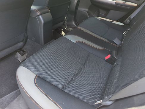 Used 2017 Subaru Crosstrek 2.0i Premium AWD/4WD image 16