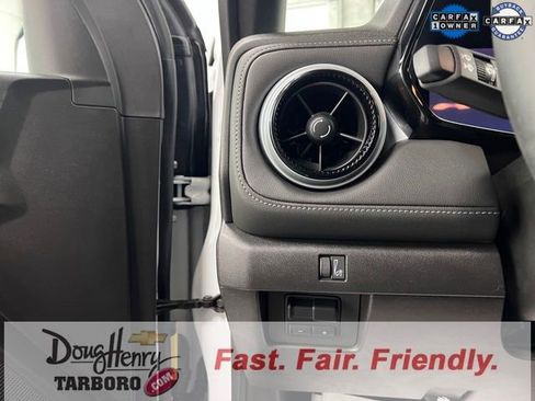 Used 2024 Chevrolet Colorado LT w/ LT Convenience Package II image 27