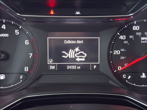 Used 2023 Chevrolet TrailBlazer LT FWD image 21