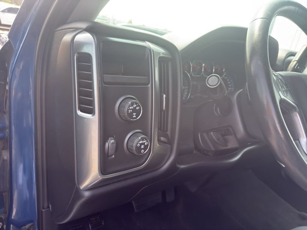 Certified 2015 Chevrolet Silverado 1500 LT w/ All Star Edition AWD/4WD image 15